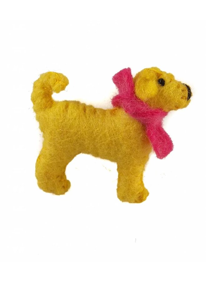 Marley pup yellow felt brooch 014