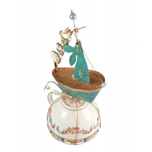 Beastie Assemblage Ensamblaje Grande Dreamboat 027 Beastie Assemblage Ensamblaje Grande Dreamboat 027