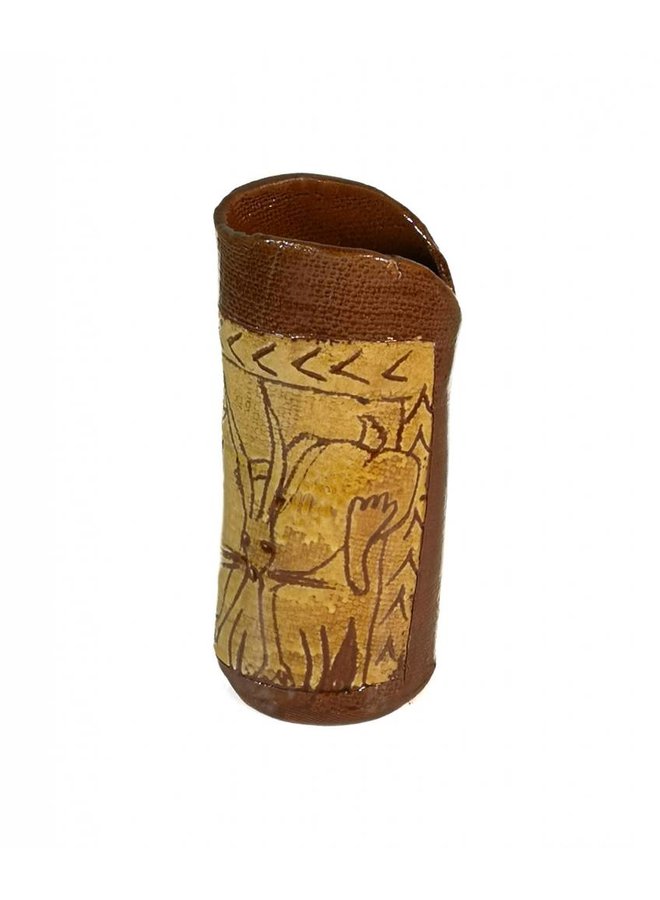 Frolicing Hares Slipware jarrón 005