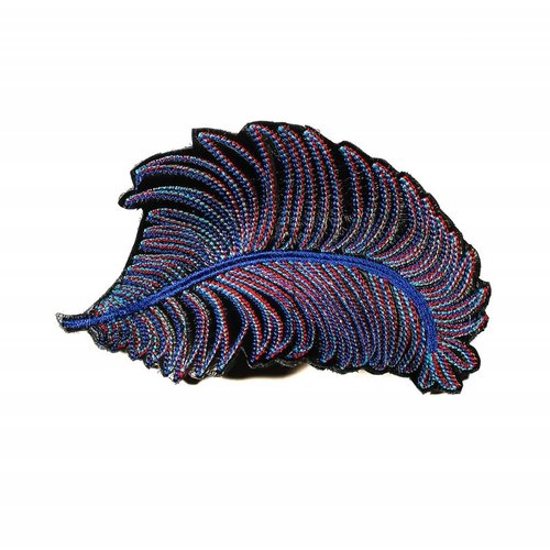 Laura Marriott Pluma morada bordada broche en caja 003 Laura Marriott Pluma morada bordada broche en caja 003