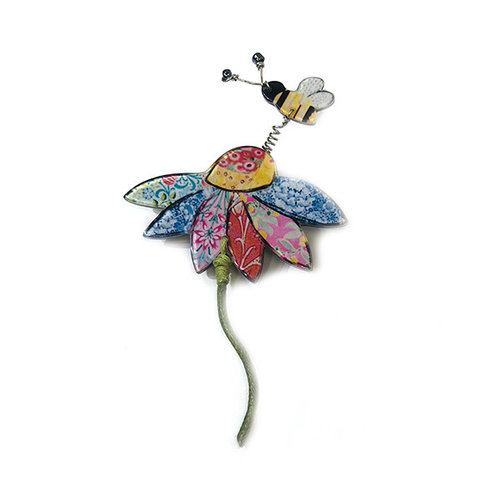 One Button Margarita y abeja broche 003 One Button Margarita y abeja broche 003