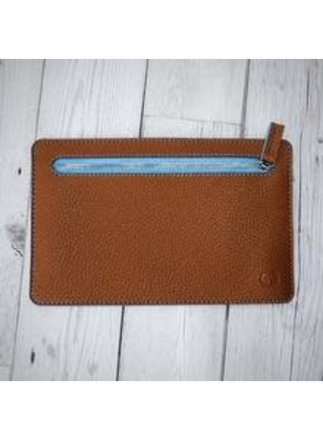 Multi currency vegan tan and blue wallet 008