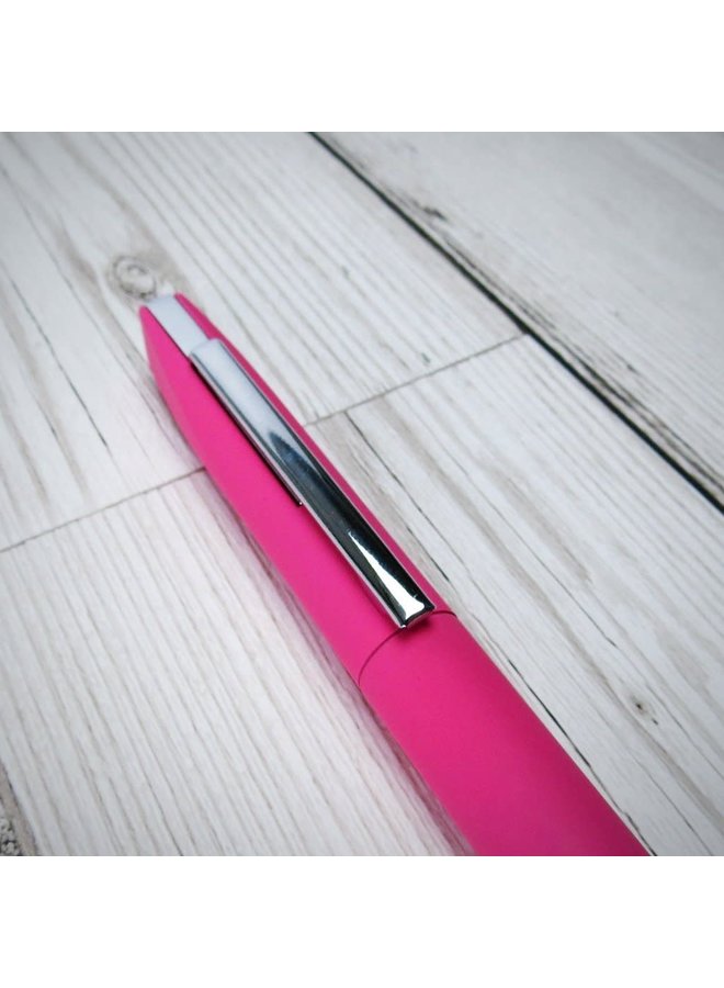 Twist action ball pen pink in gift box 016