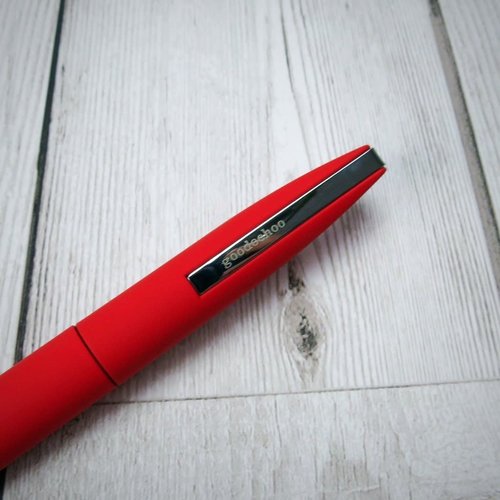 goodeehoo Twist action ball pen red in gift tube 018 goodeehoo Twist action ball pen red in gift tube 018