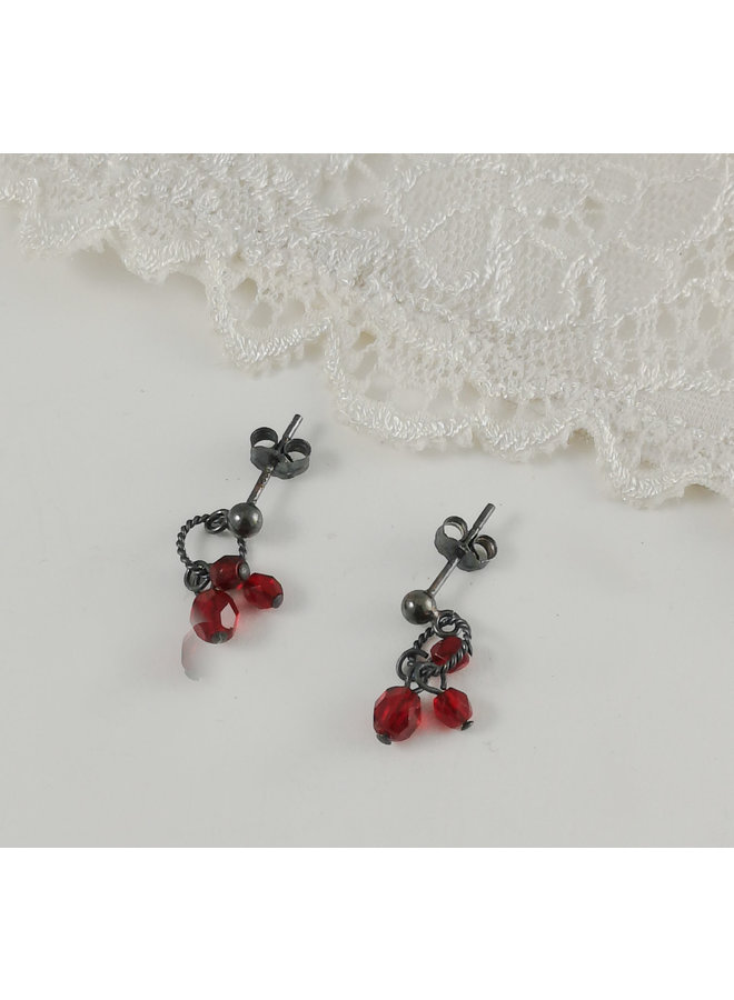 Charm  cluster red  stud earrings 13