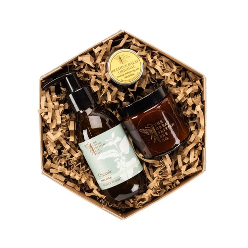 The Great British Bee Co. Melissa Set de regalo Bálsamo de cera de abejas, lavado y velas The Great British Bee Co. Melissa Set de regalo Bálsamo de cera de abejas, lavado y velas