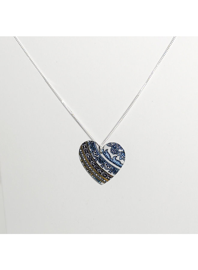Heart  pattern tin & silver convex necklace 03