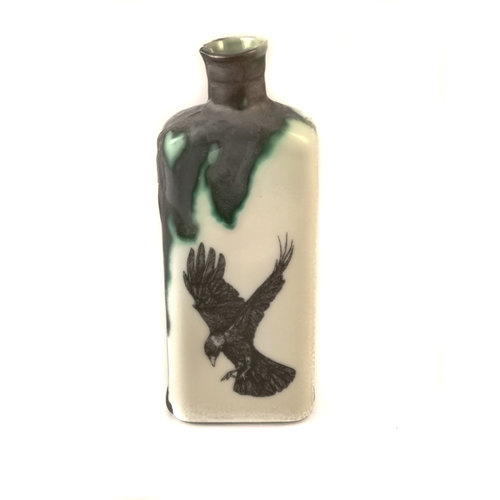 Jillian Riley Designs Rook in Flight-Flasche 132 Jillian Riley Designs Rook in Flight-Flasche 132