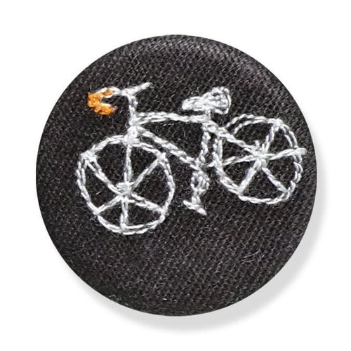 Poppy Treffry Fahrradgesticktes Abzeichen / Brosche 14 Poppy Treffry Fahrradgesticktes Abzeichen / Brosche 14
