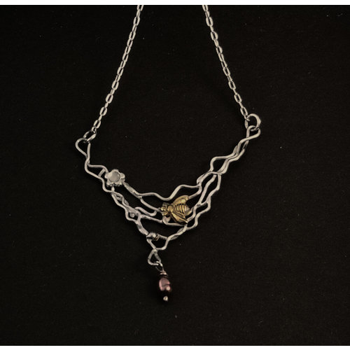 Xuella Arnold Bee with pearl on filigree silver and bronze necklace 09 Xuella Arnold Bee with pearl on filigree silver and bronze necklace 09
