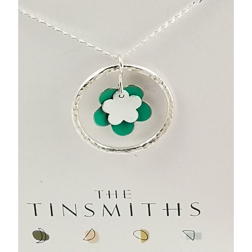 The Tinsmith Collar doble de flor verde y aro plateado y collar de plata 40 The Tinsmith Collar doble de flor verde y aro plateado y collar de plata 40
