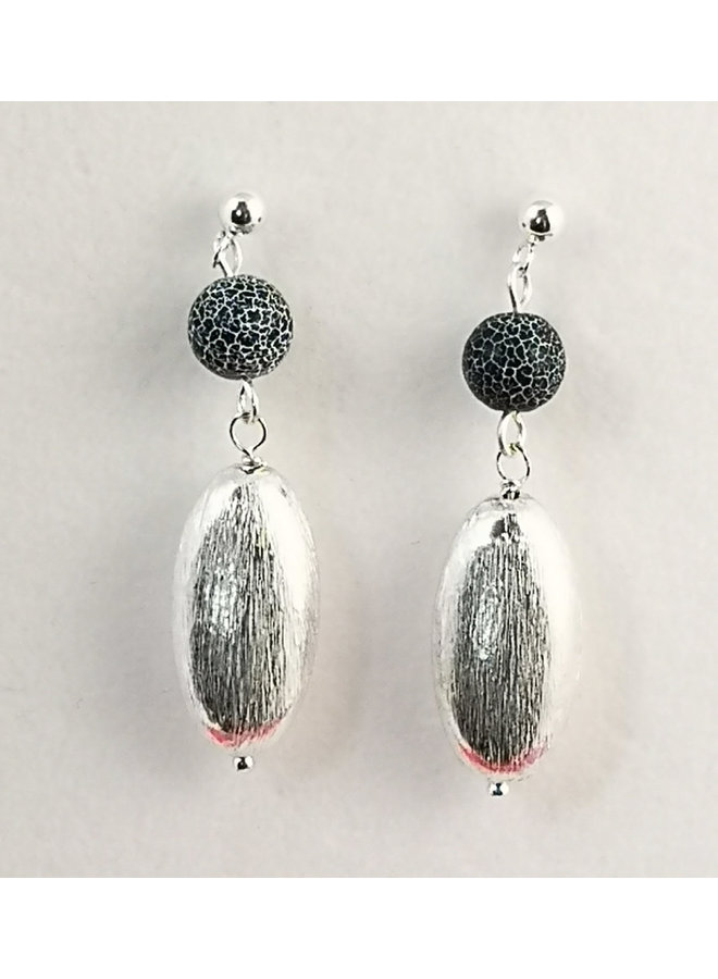 Crackle agate and  and silver pod stud earrings 115