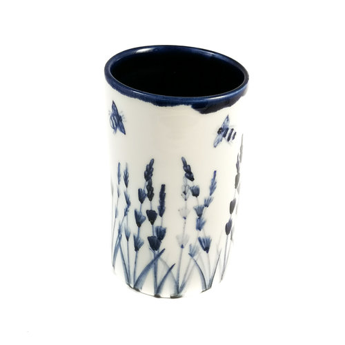 Mia Sarosi Handgemalter Blumenstrahltopf 063 von Bienen und Lavendelporzellan Mia Sarosi Handgemalter Blumenstrahltopf 063 von Bienen und Lavendelporzellan