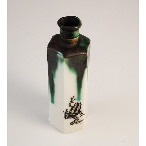 Jillian Riley Designs Frog Hexagonal Poison botella 158 Jillian Riley Designs Frog Hexagonal Poison botella 158