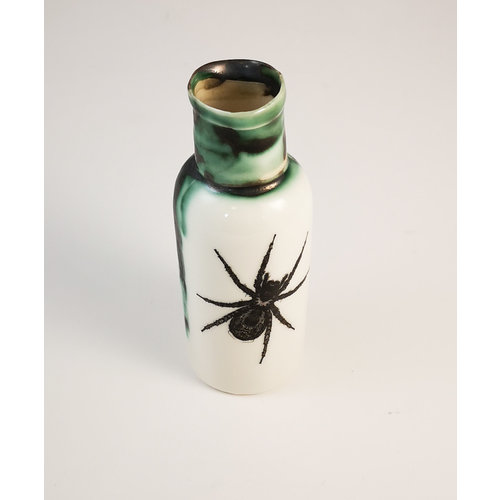 Jillian Riley Designs Spider Paris fles 154 Jillian Riley Designs Spider Paris fles 154