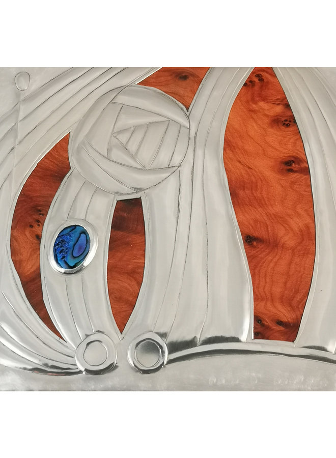 Caja con bisagras de peltre rosa y madera 11 secciones 025