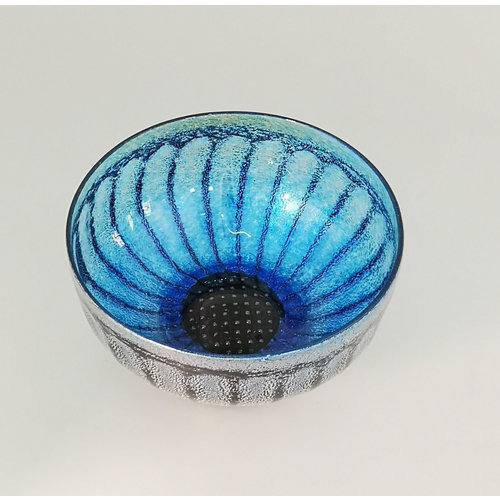 Allister Malcolm Glass Gänseblümchenschale Nr. 2. blau 17 Allister Malcolm Glass Gänseblümchenschale Nr. 2. blau 17