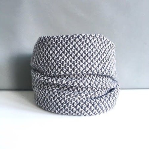 Olive Pearson Designs Lana Merino Cordero HarrisCowl Gris Metalico 008 Olive Pearson Designs Lana Merino Cordero HarrisCowl Gris Metalico 008