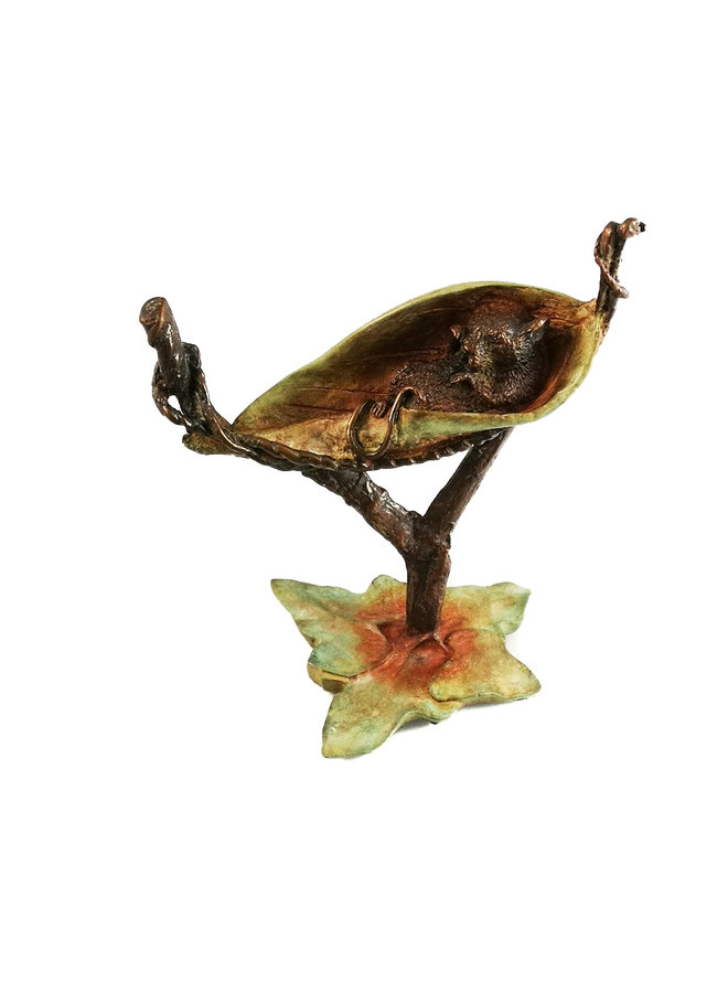 Ol Sleep Head mouse in leaf colour patinated bronze 03