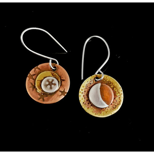 Inky Linky Hemelse oorbellen van messing, koper en zilver 16 Inky Linky Hemelse oorbellen van messing, koper en zilver 16