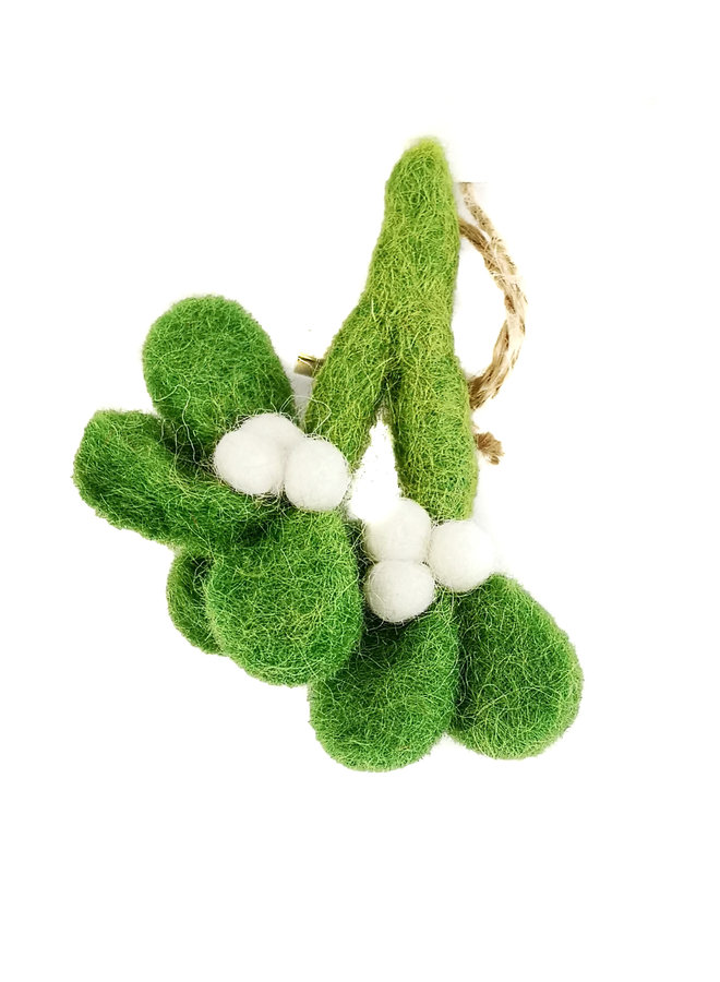 Mistletoe Felt Christmas Brooch 34