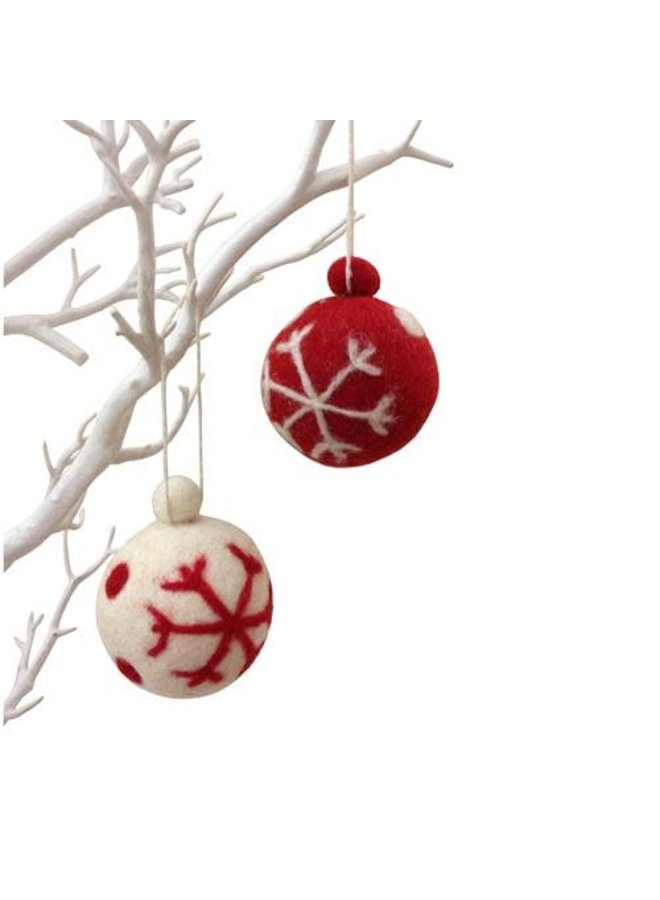 Snowflake Bauble Red  felt 148