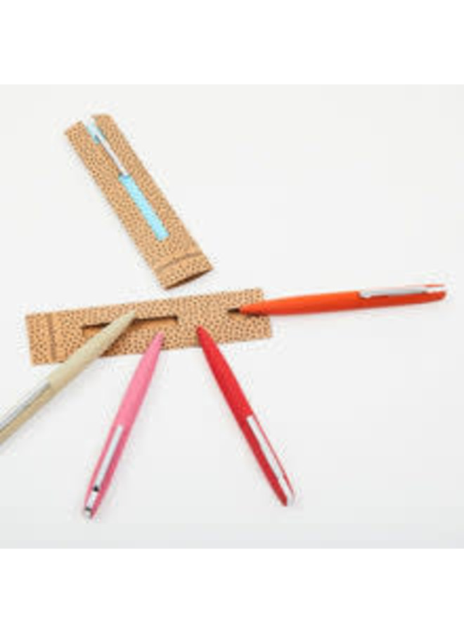 Stylo à bille à rotation argentée 069