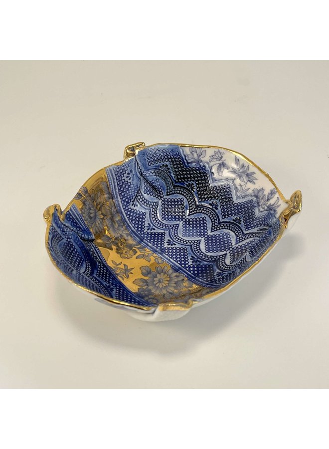 Blue and gold lustre Floral Bowl 23