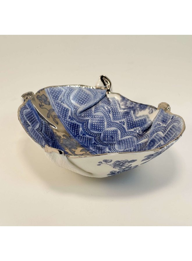 Cuenco encaje azul con flores y brillo platino 34