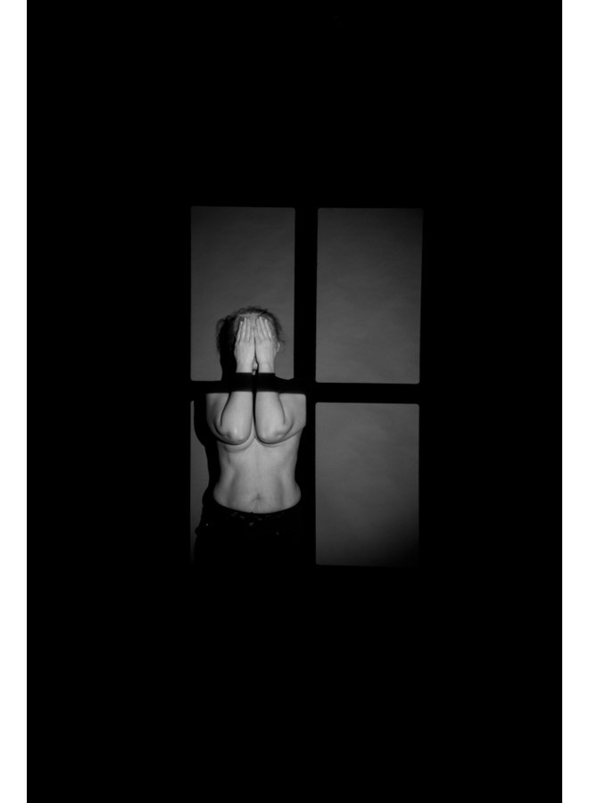 Fönster 2 - svartvitt fotografi i begränsad upplaga