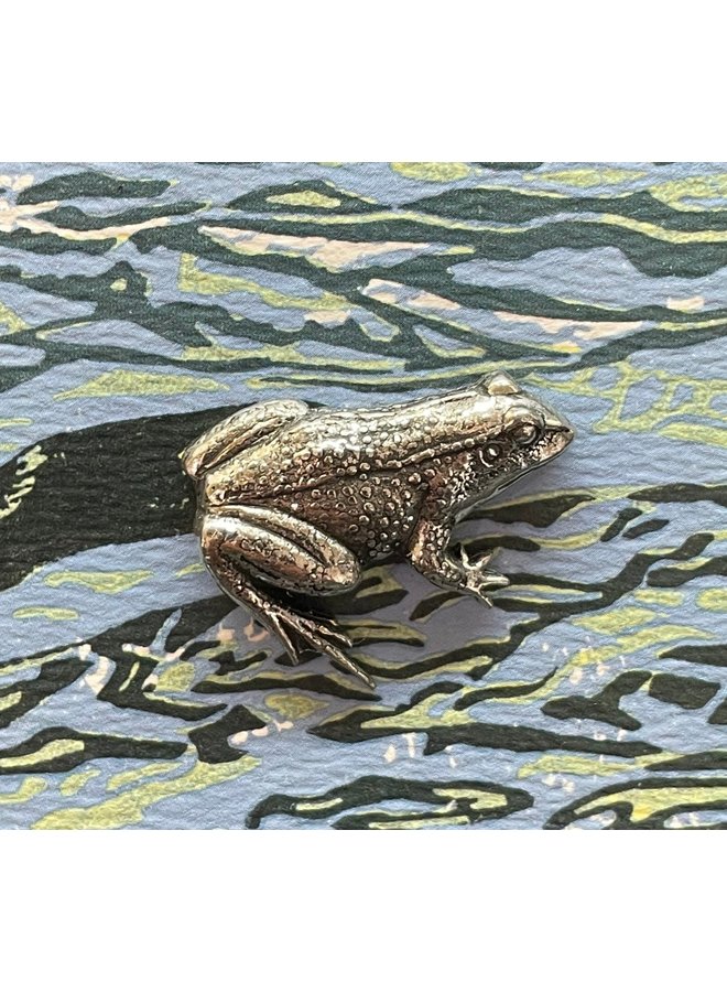 Broche épingle grenouille en étain 05