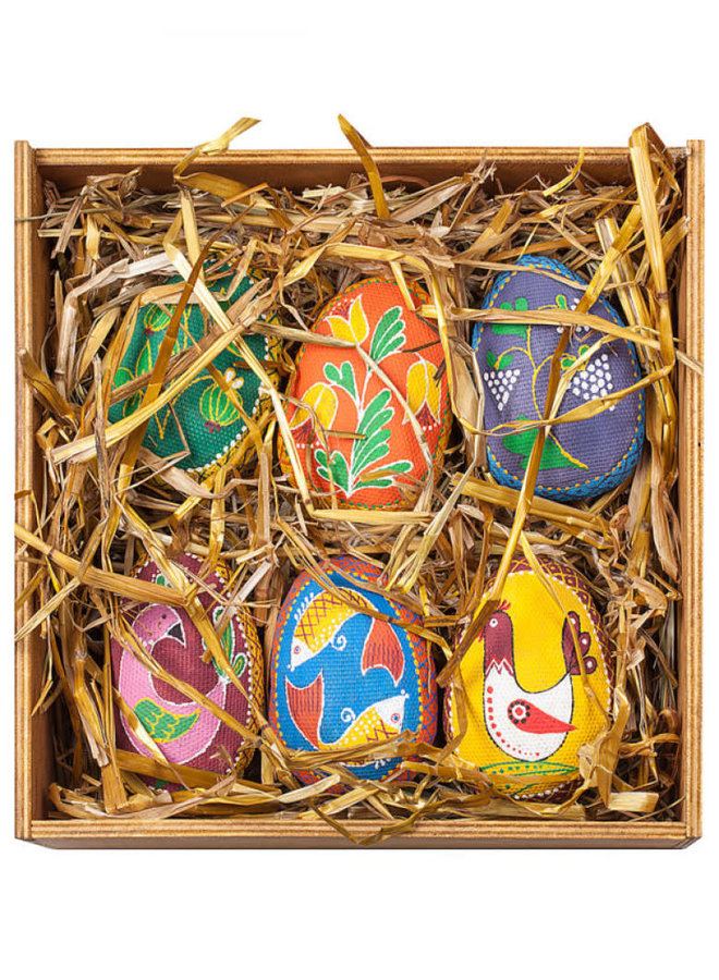 Grönt och gult ägg Traditionellt Ukraina påskägg 23
