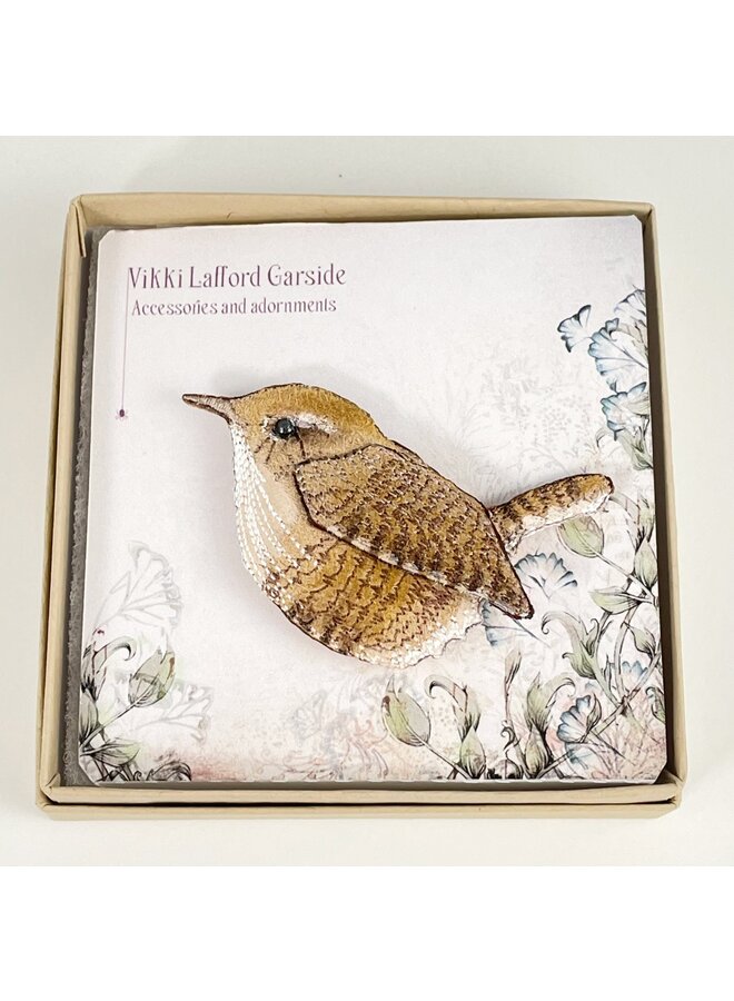 Wren näbb vänster Broderad boxad brosch 102