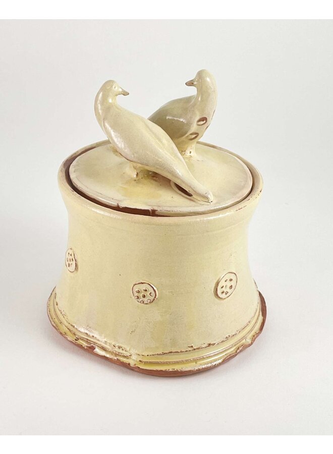 Lidded Box with Lovebirds and rondels 15