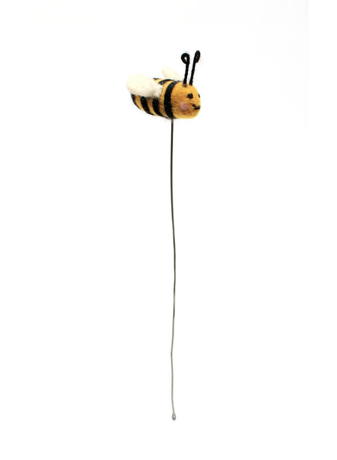 Bumble bee on Wire Decoration166