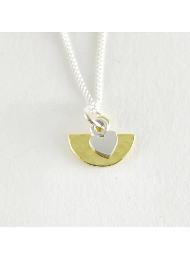 Collar Semicírculo de Oro con Corazón de Plata 156