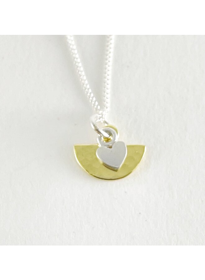 Guld halvcirkel med silverhjärta halsband 156
