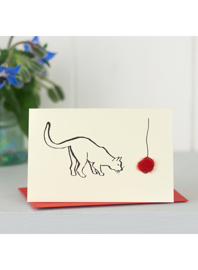Mini Tarjeta Gato con Bola Roja 054