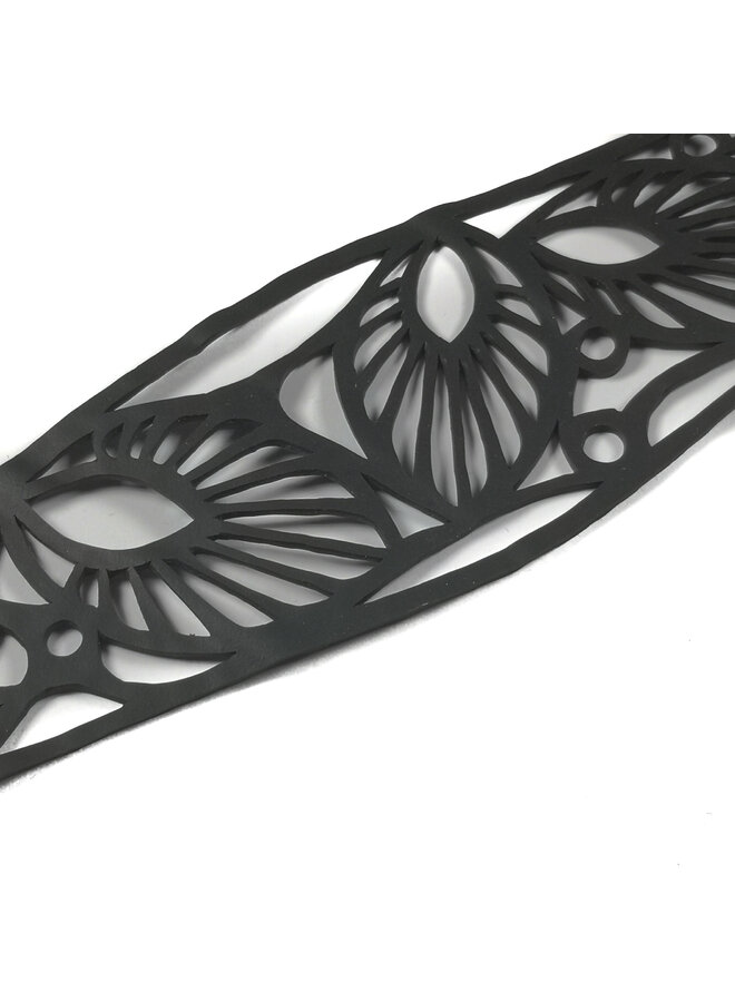Leaf recycled rubber bracelet Medium 37
