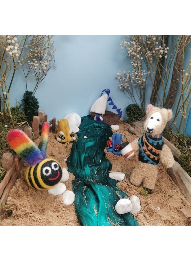 Décoration suspendue en feutre Rainbow Bee LGBT Pride