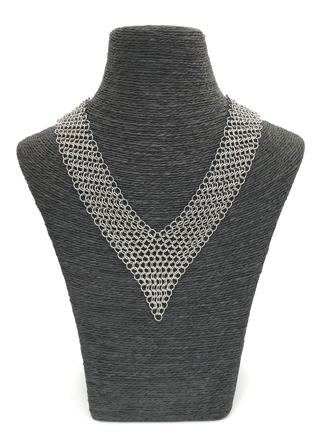 Ожерелье с V-образной цепочкой Maille Armor 09