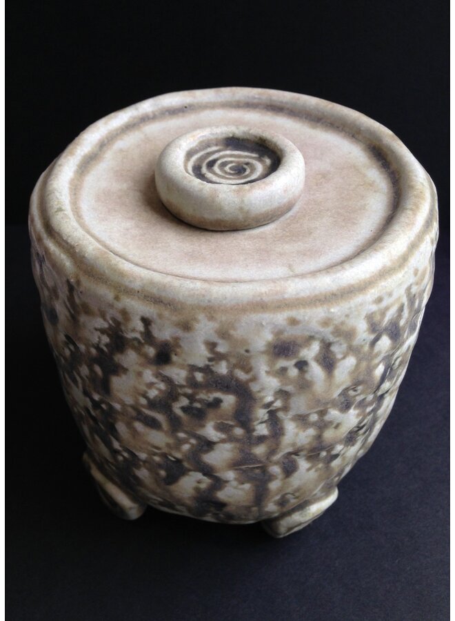 Lidded vessel