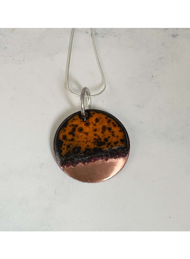 Collar Redondo Cobre y Esmalte Naranja Tierra 53