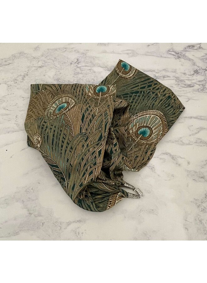 Foulard Royal Hera en Satin et Soie avec fermoir magnétique Boxed150