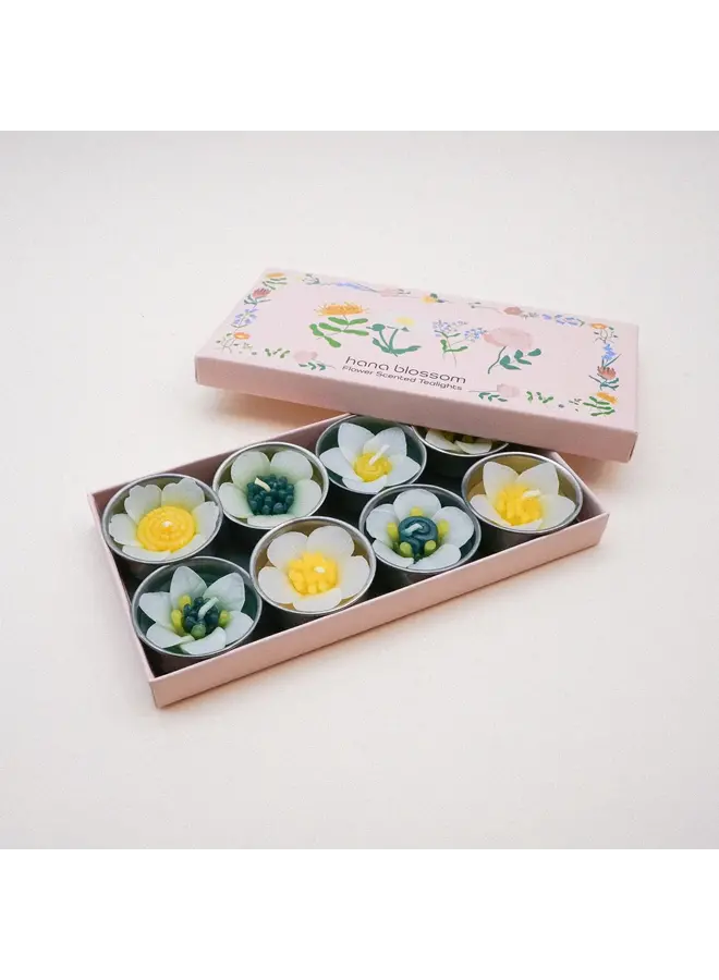 White Garden Flower x8 Scented värmeljus 301