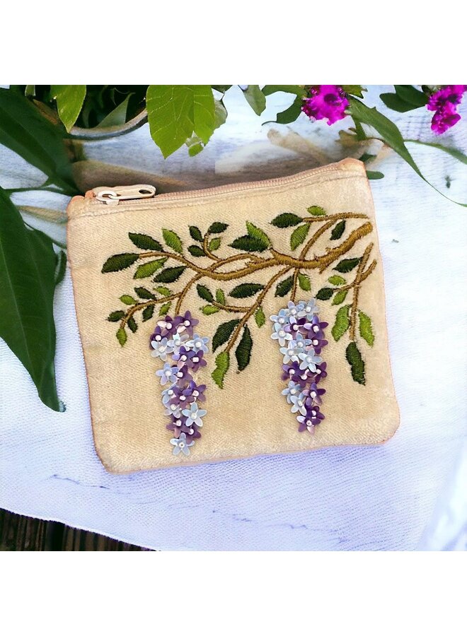 Geldbörse aus Samt mit Wisteria-Perlen 02