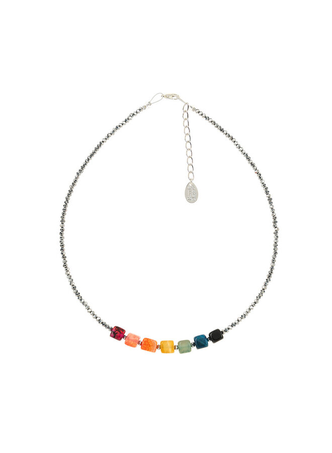 Collier en cubes d'agate arc-en-ciel scintillants