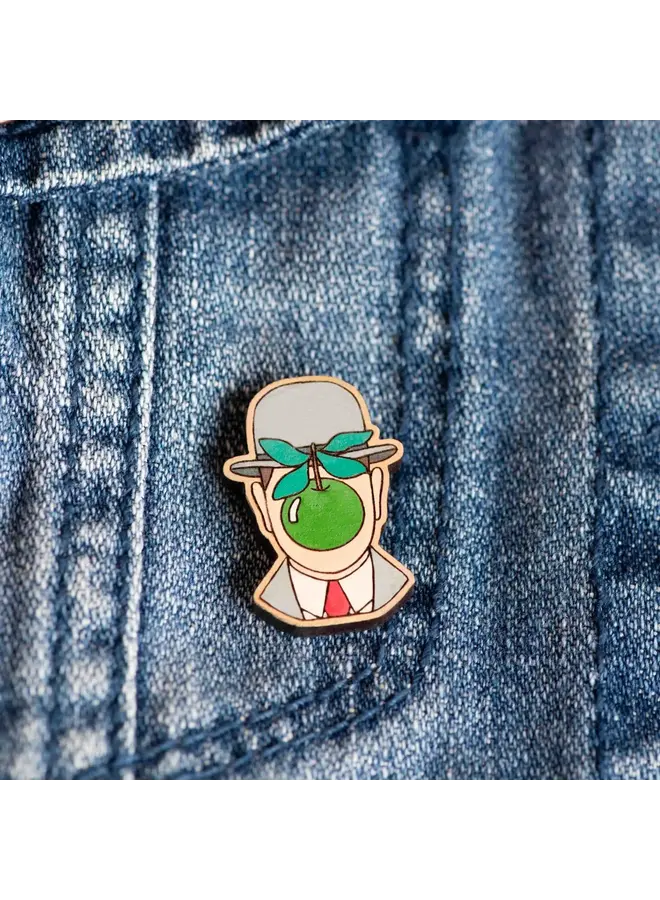 Badge en bois de cerisier et pomme Magrite