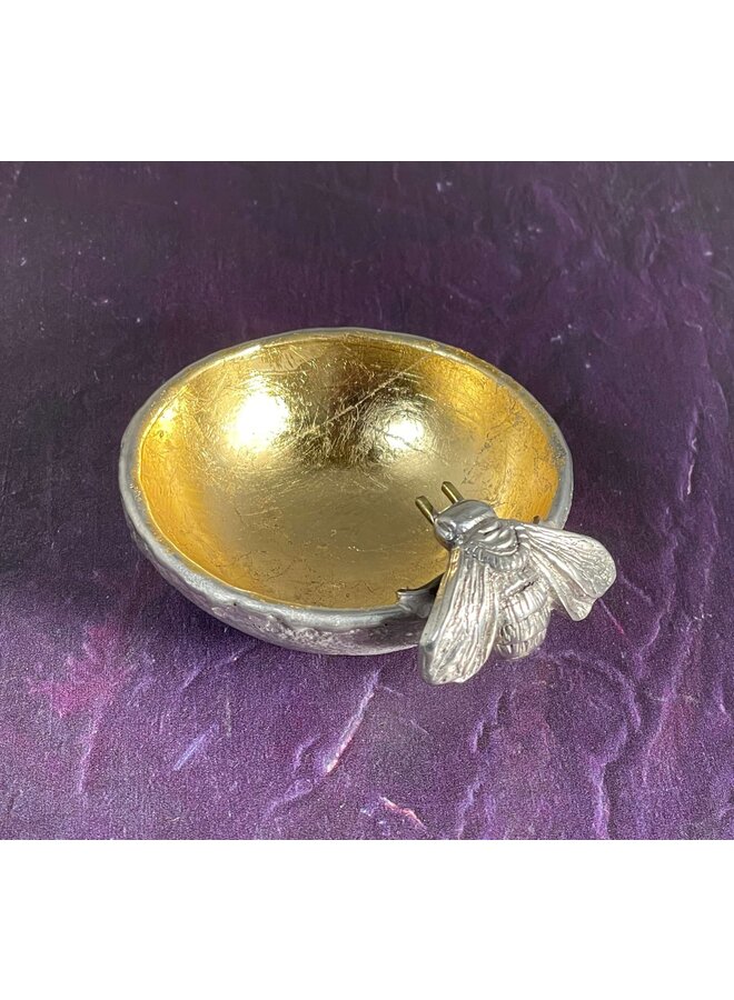 Handgemachte Schmuckschale aus Zinn und Gold mit Bienenmotiv, für den Außenbereich, 17