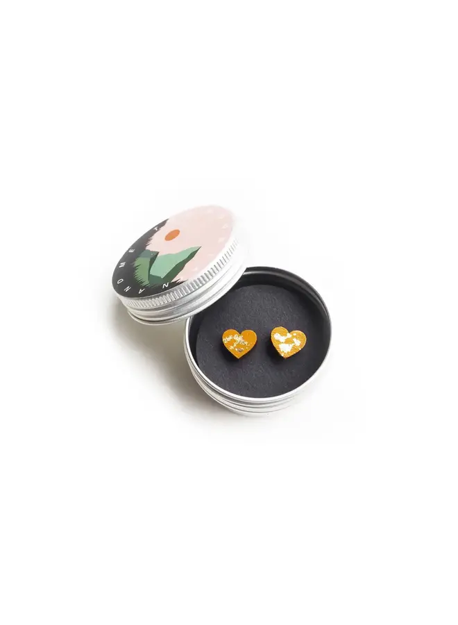 Миниатюрные серьги-гвоздики из бамбука в форме сердца 35